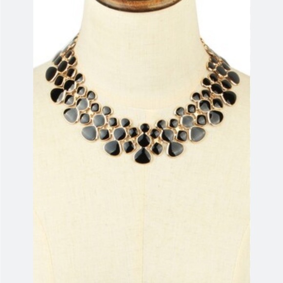 New Black & Gold Necklace - Picture 4 of 6